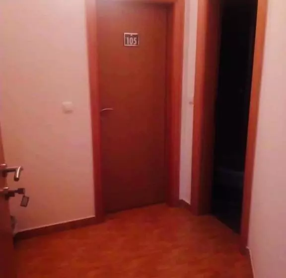 Omladinski Hotel Rostovo