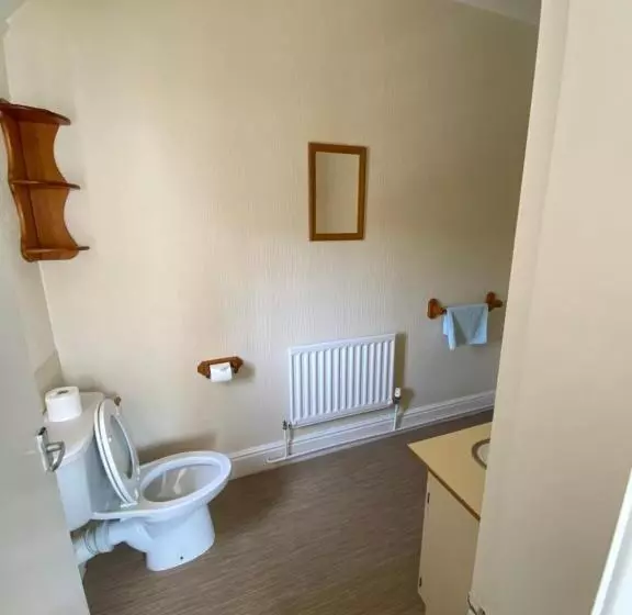 Retkeilymaja Hq Pencadlys