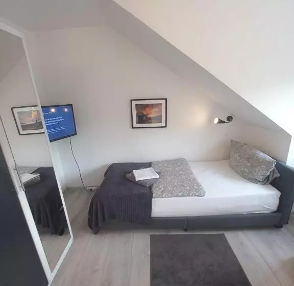 ホテル Best Pension