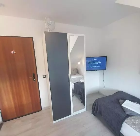 ホテル Best Pension