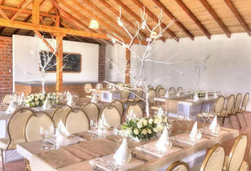 ホテル Hacienda Hosteria Chorlavi