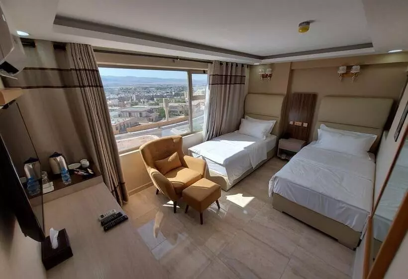 هتل Jordan Seasons