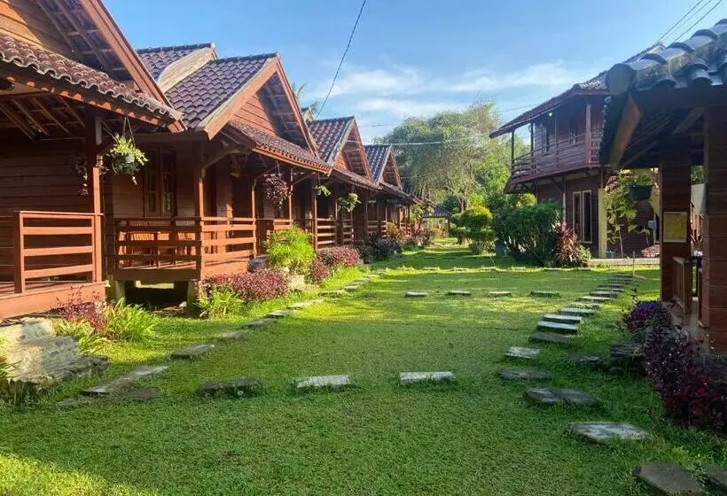 Hotelli Sawarna Little Hula Hula