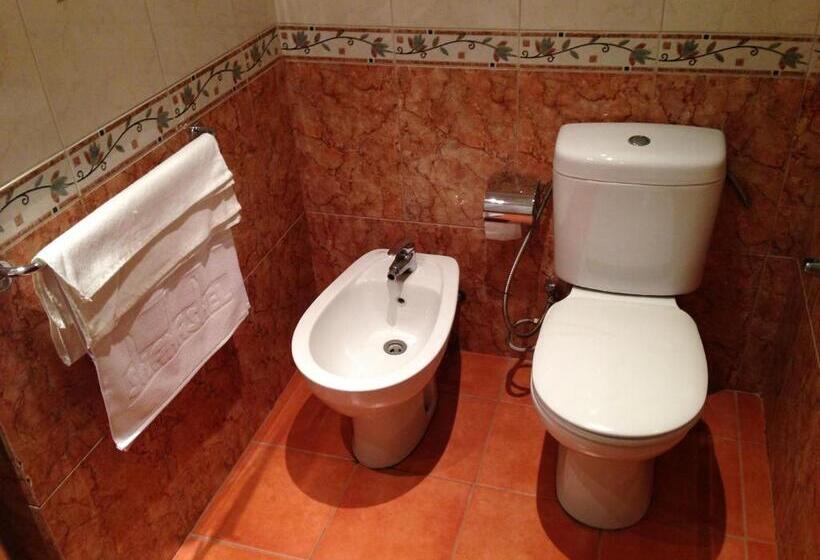 هتل Shanasheel Palace