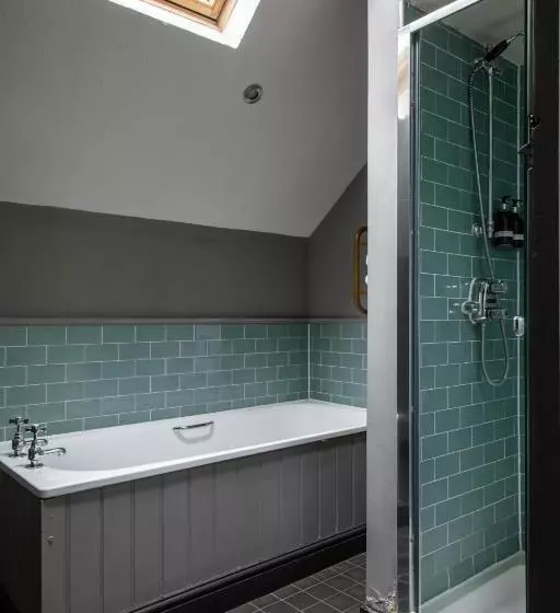 ホテル The White Hart Ford