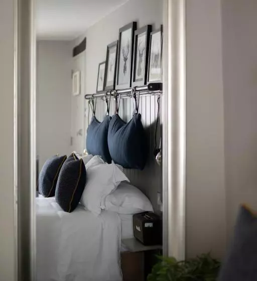 ホテル The White Hart Ford