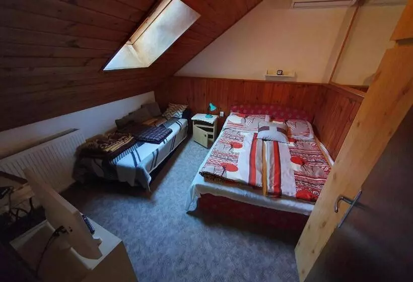 Majatalo Pereszlényi Vendégház