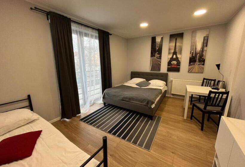 膳宿费 Przystanek Sopot Plaża