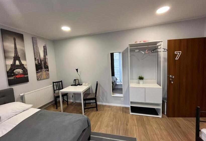 膳宿费 Przystanek Sopot Plaża