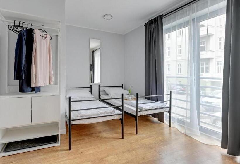 膳宿费 Przystanek Sopot Plaża