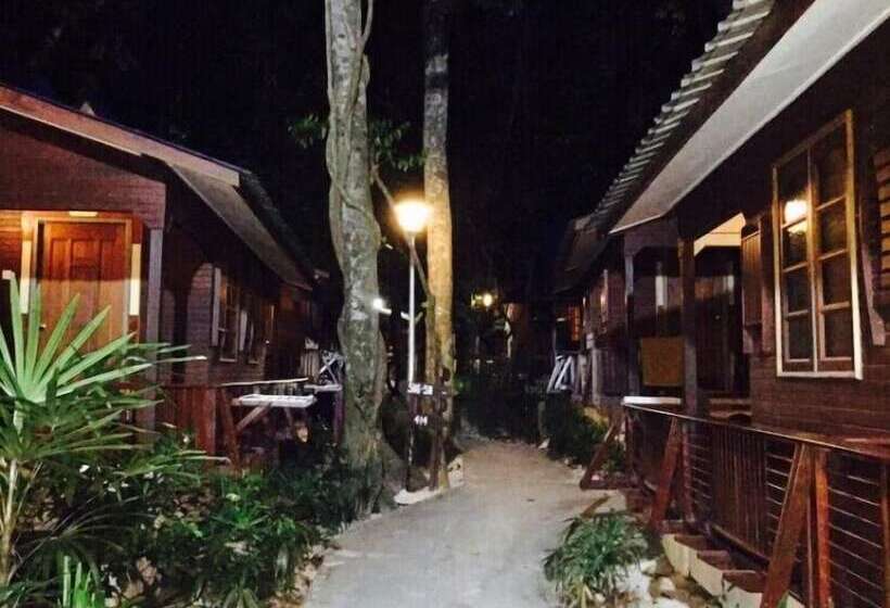 Hotel Sharila Island Resort