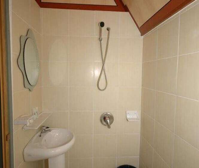 Hotel Sharila Island Resort