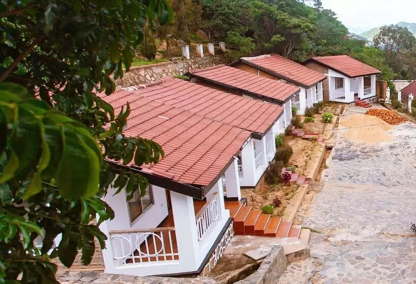 هتل Wilolesi Hilltop