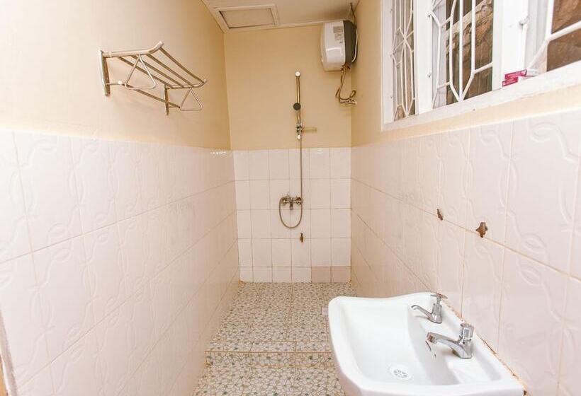 בית מלון כפרי Wilolesi Hilltop