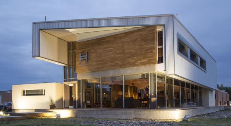 Herradura Hotel Suites