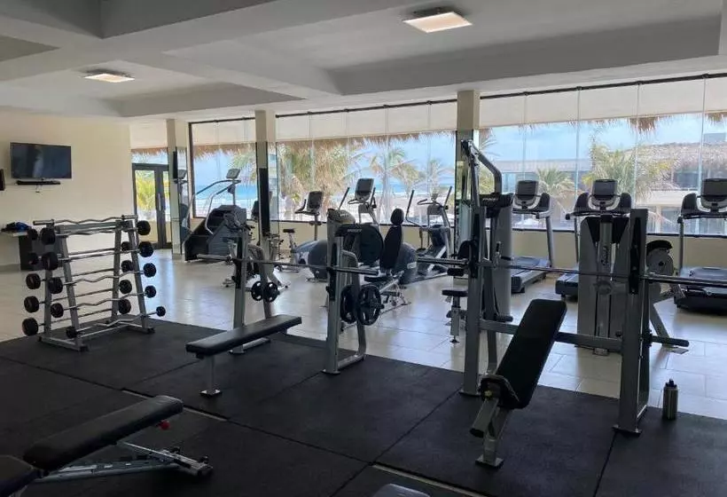 ホテル Arenas Del Mar Resort