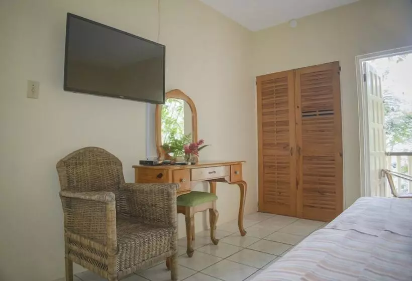 هتل Bay View Eco Resort & Spa