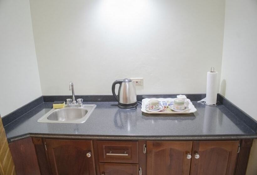 هتل Bay View Eco Resort & Spa