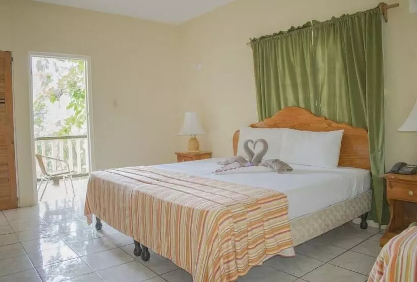 هتل Bay View Eco Resort & Spa