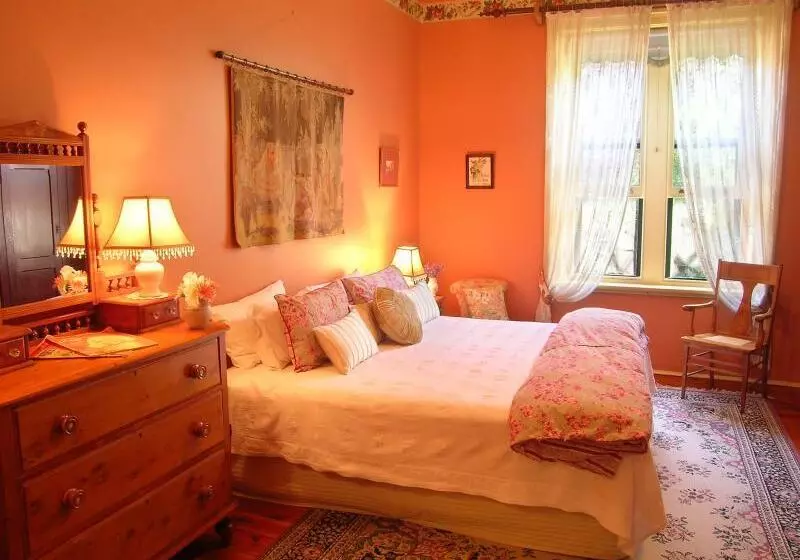 فندق Buxton Manor