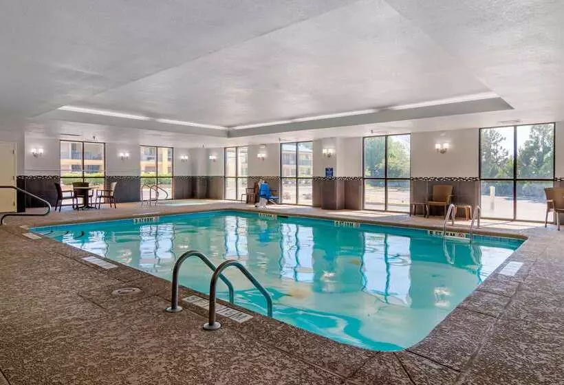 هتل Comfort Suites Byron Warner Robins