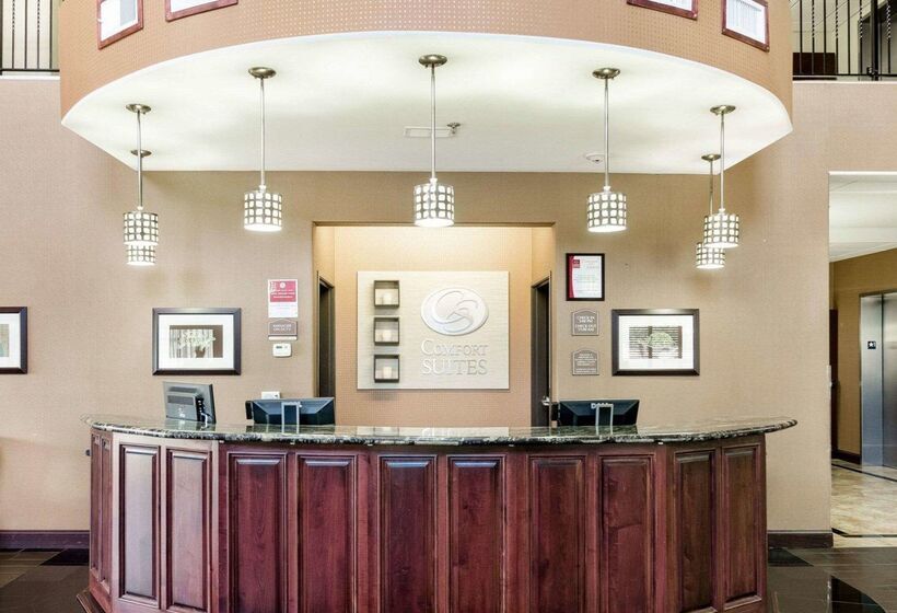 فندق Comfort Suites Topeka Northwest