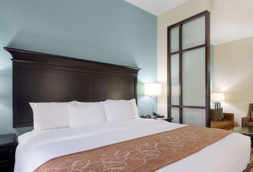 فندق Comfort Suites Topeka Northwest