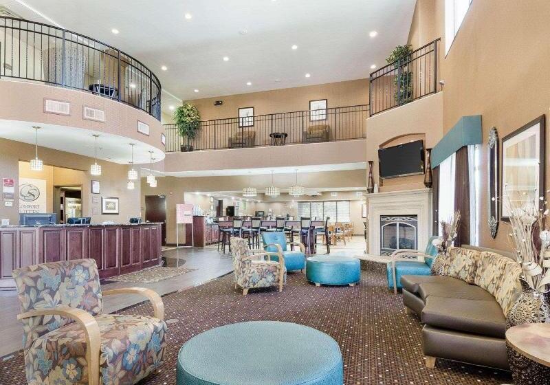 فندق Comfort Suites Topeka Northwest