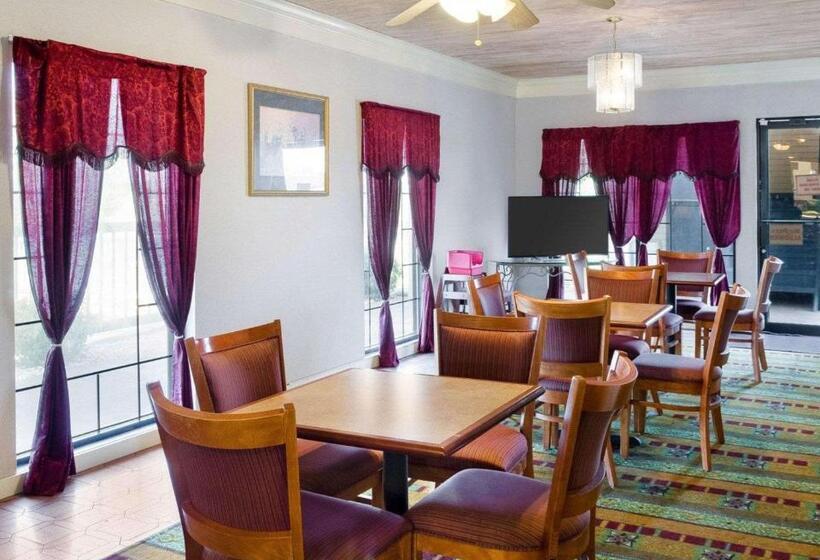 فندق Econo Lodge Canton I55