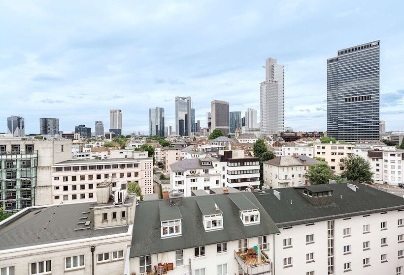 فندق NH Frankfurt Messe