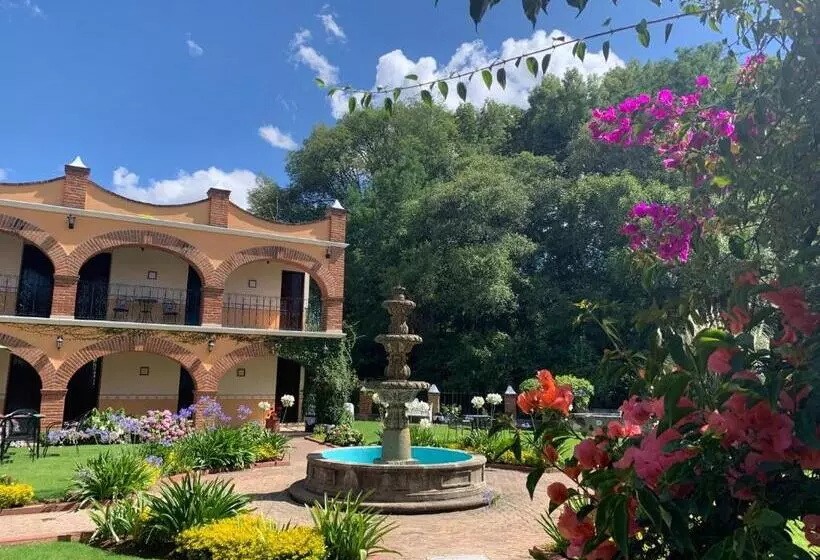 فندق Real De Huasca