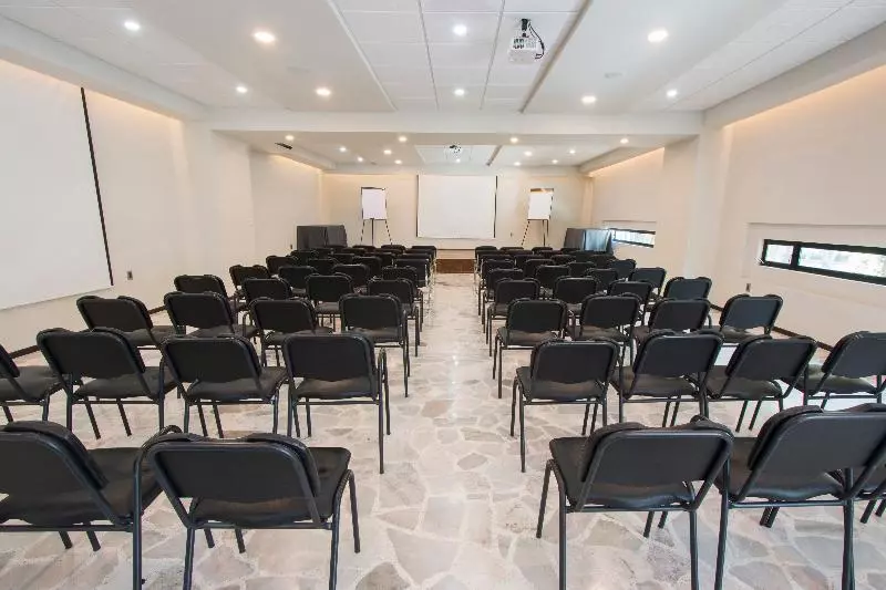 Отель Rio Tequisquiapan