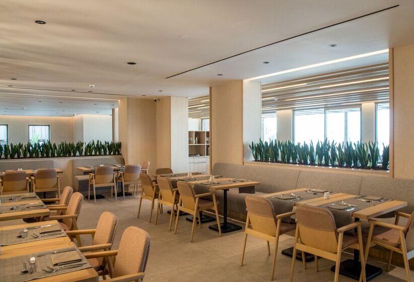 فندق Senseana Sea Side Resort & Aquadventure