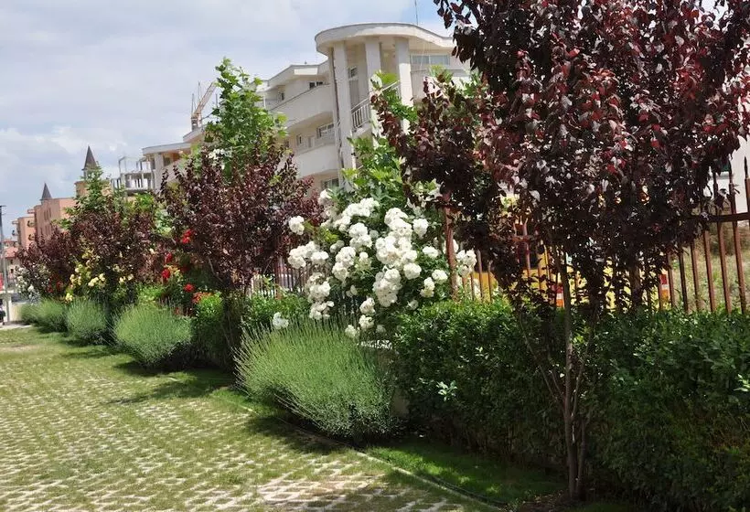 Sunny Holiday Apartments