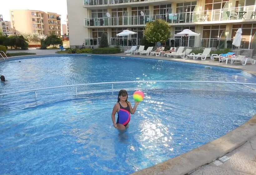 Sunny Holiday Apartments