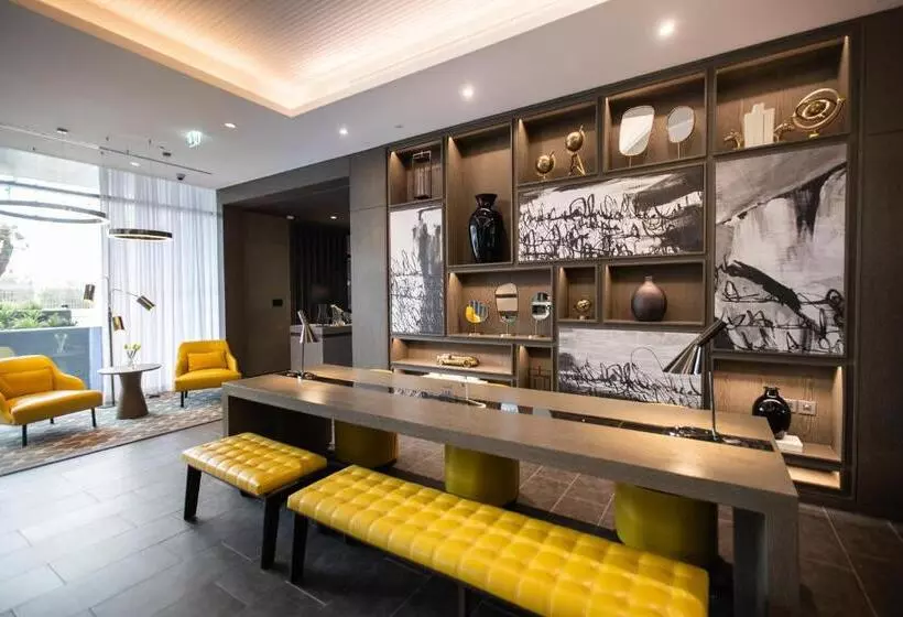 هتل Centro Mada Amman By Rotana