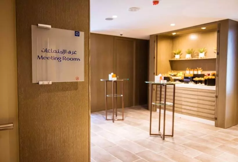 هتل Centro Mada Amman By Rotana