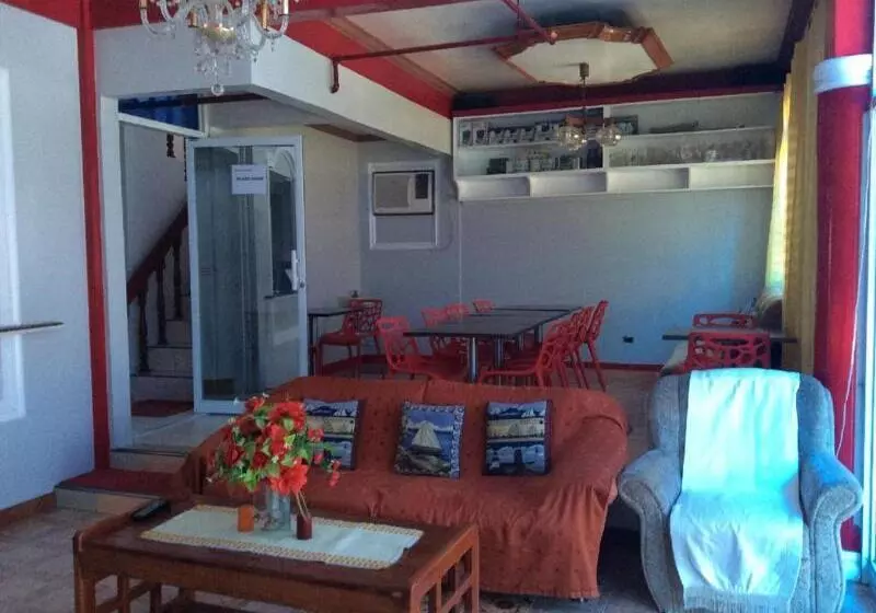 ホテル Surigao Tourist Inn Annex
