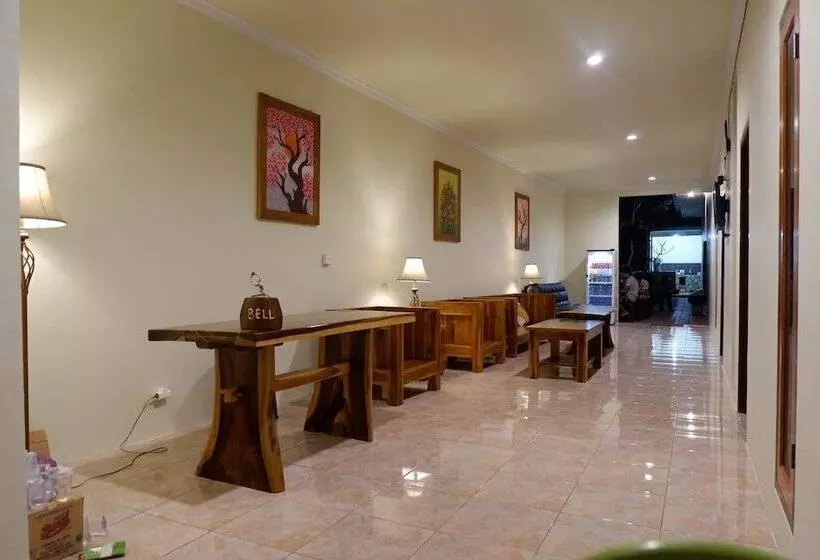 Besopok Hostel