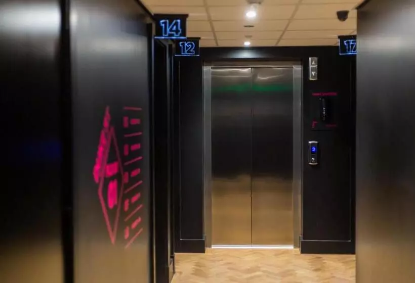 ホテル Dukes Street Apartment