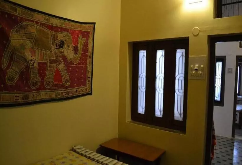 Hotelli Kanhaia Haveli