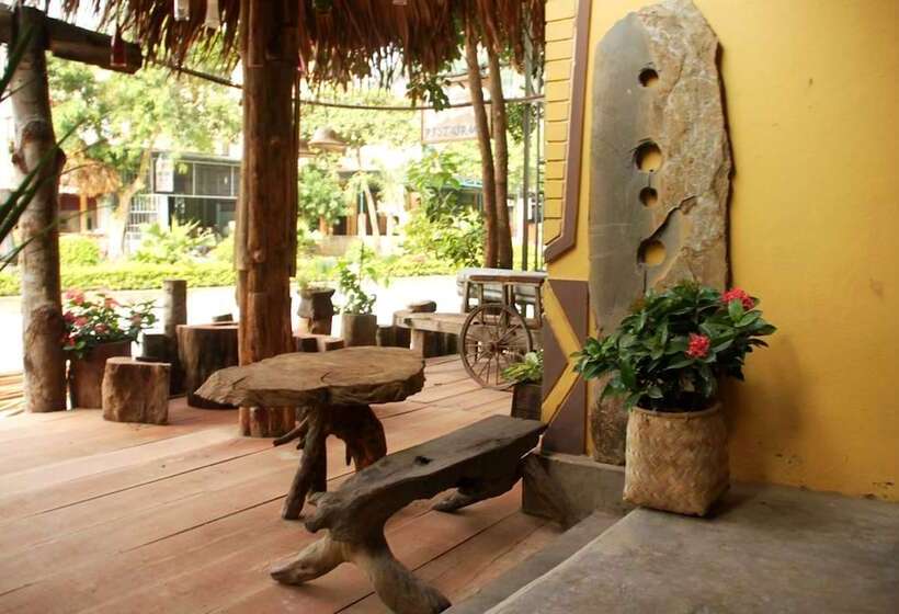 هتل Nguyen Shack Phong Nha Central Town   Hostel