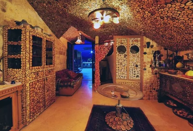 هتل Remhala Guest House