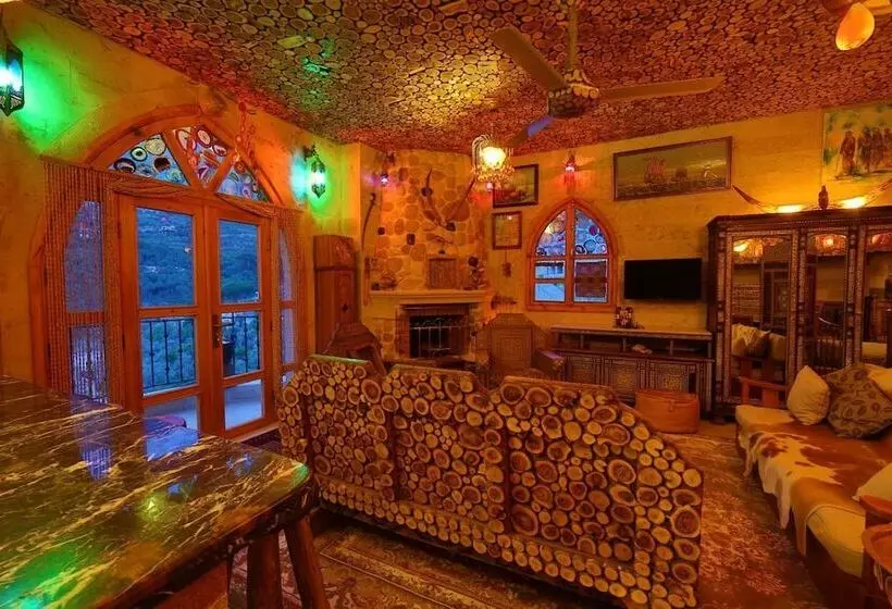 هتل Remhala Guest House