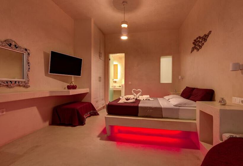 Hotel The Muse Of Santorini Hot Tub Suites