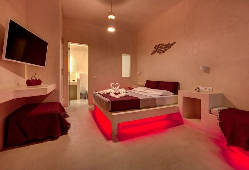 Hotel The Muse Of Santorini Hot Tub Suites