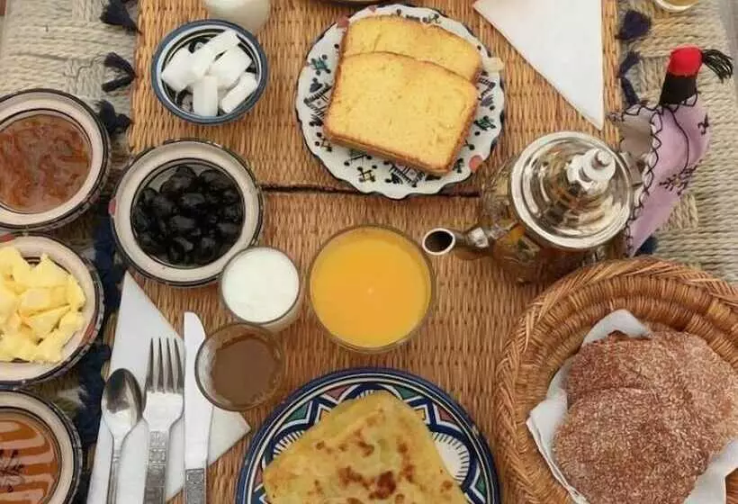 Majatalo Camp Sahara Dunes