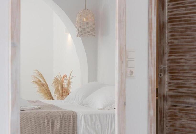 پانسیون Naxos Sandastic