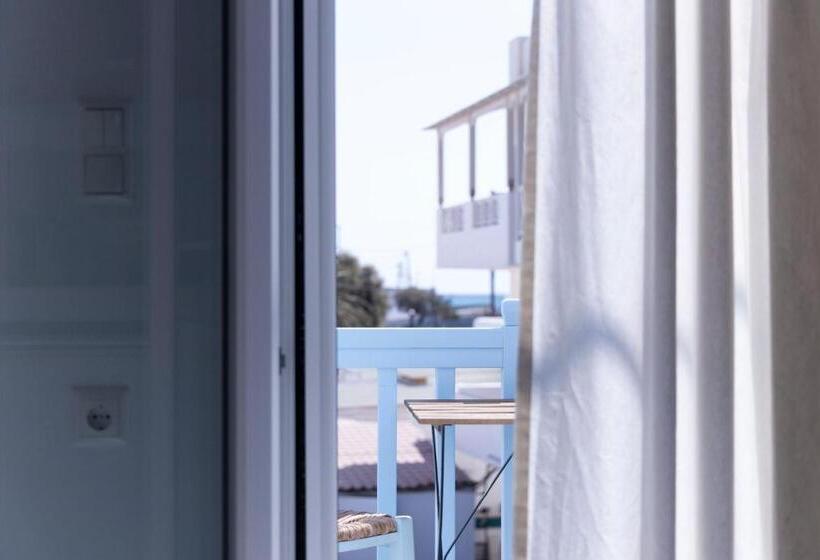 پانسیون Naxos Sandastic