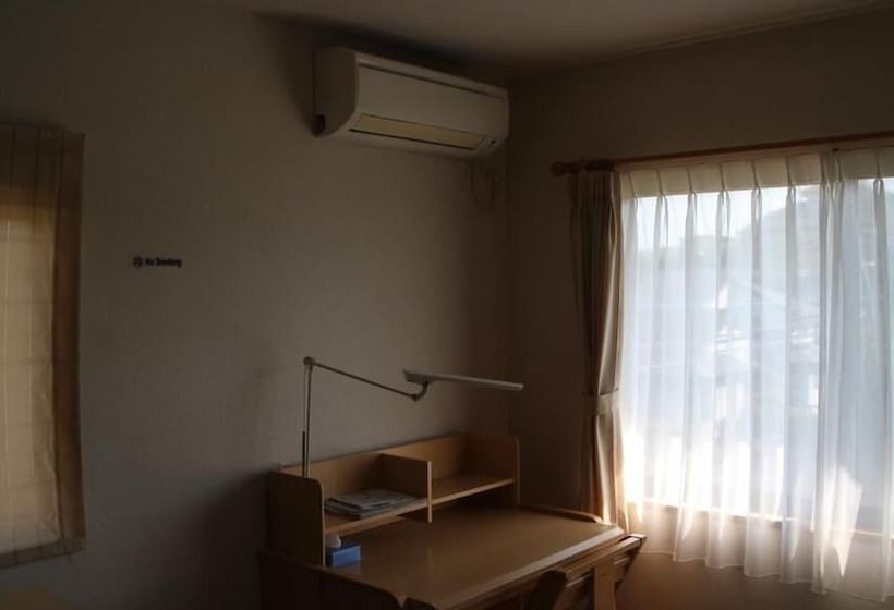 פנסיון South Wind Chalet